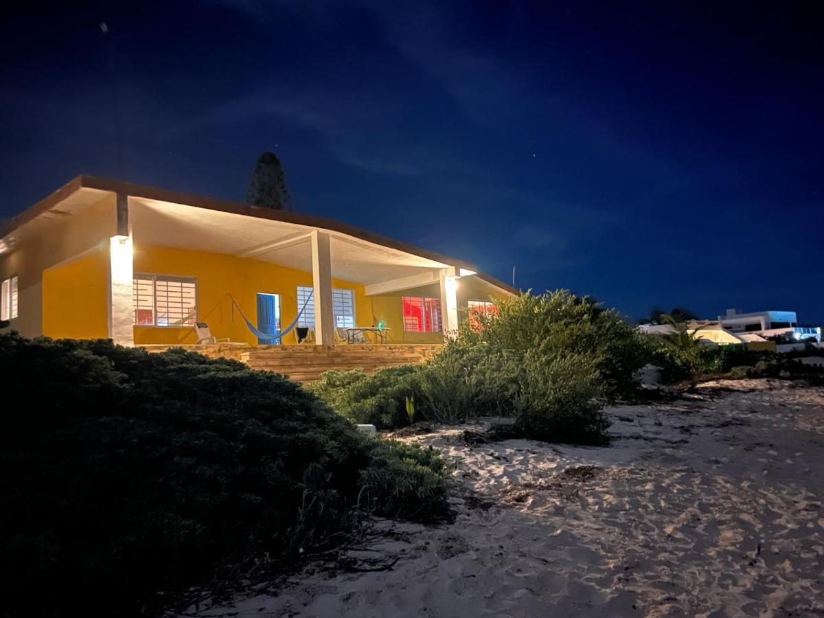 La Casa Amarilla Frente Al Mar Villa Chelem Dış mekan fotoğraf